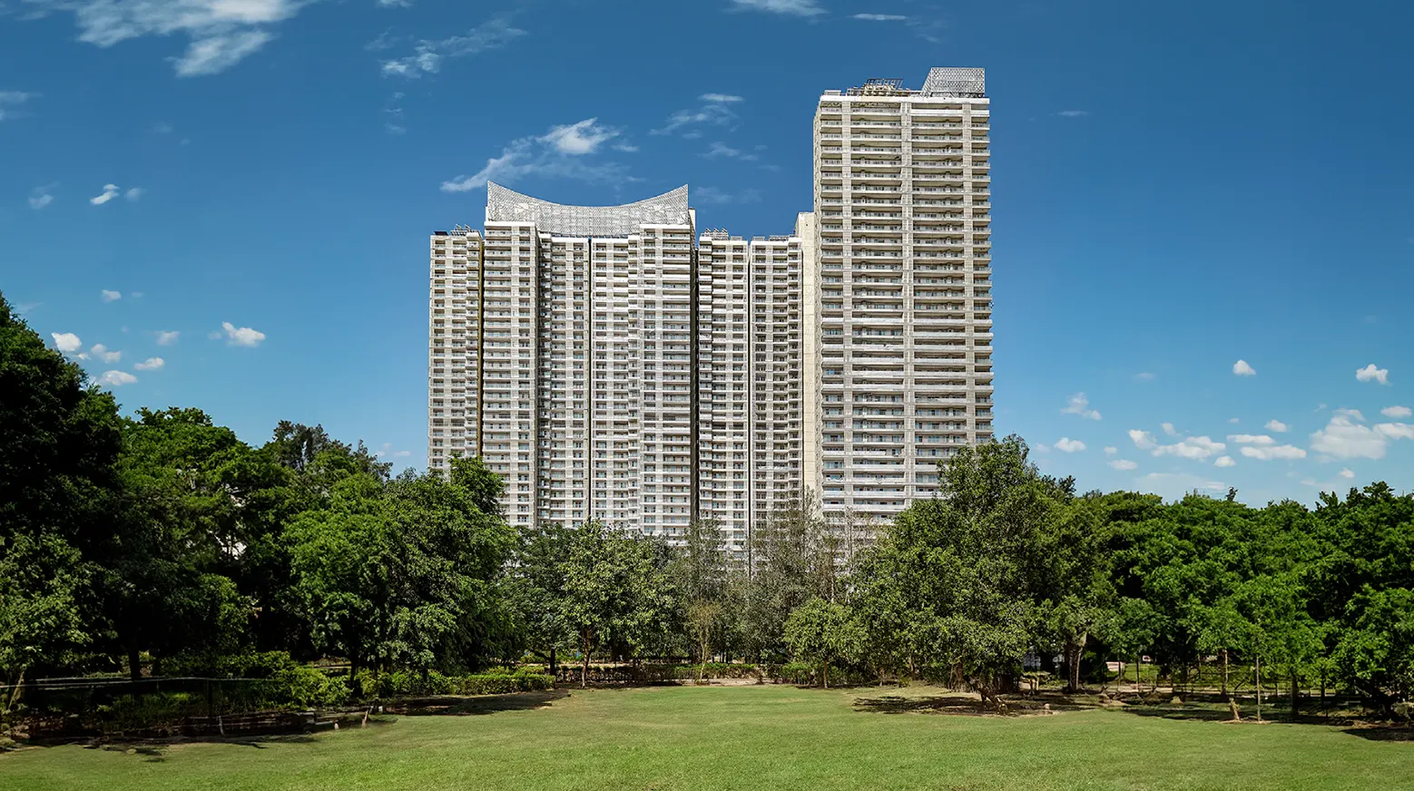DLF One Midtown: Redefining Luxury Living in Moti Nagar, Delhi